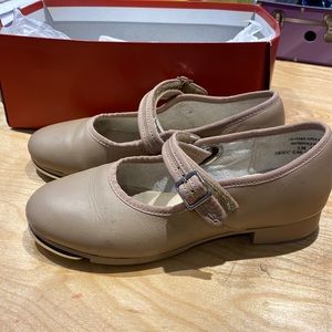 Capezio girls tap shoe